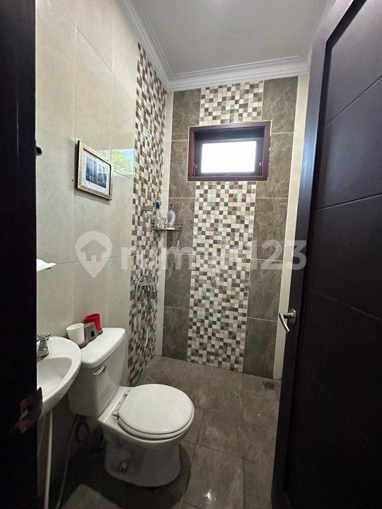 Rumah di Jual di River Town Grand Wisata